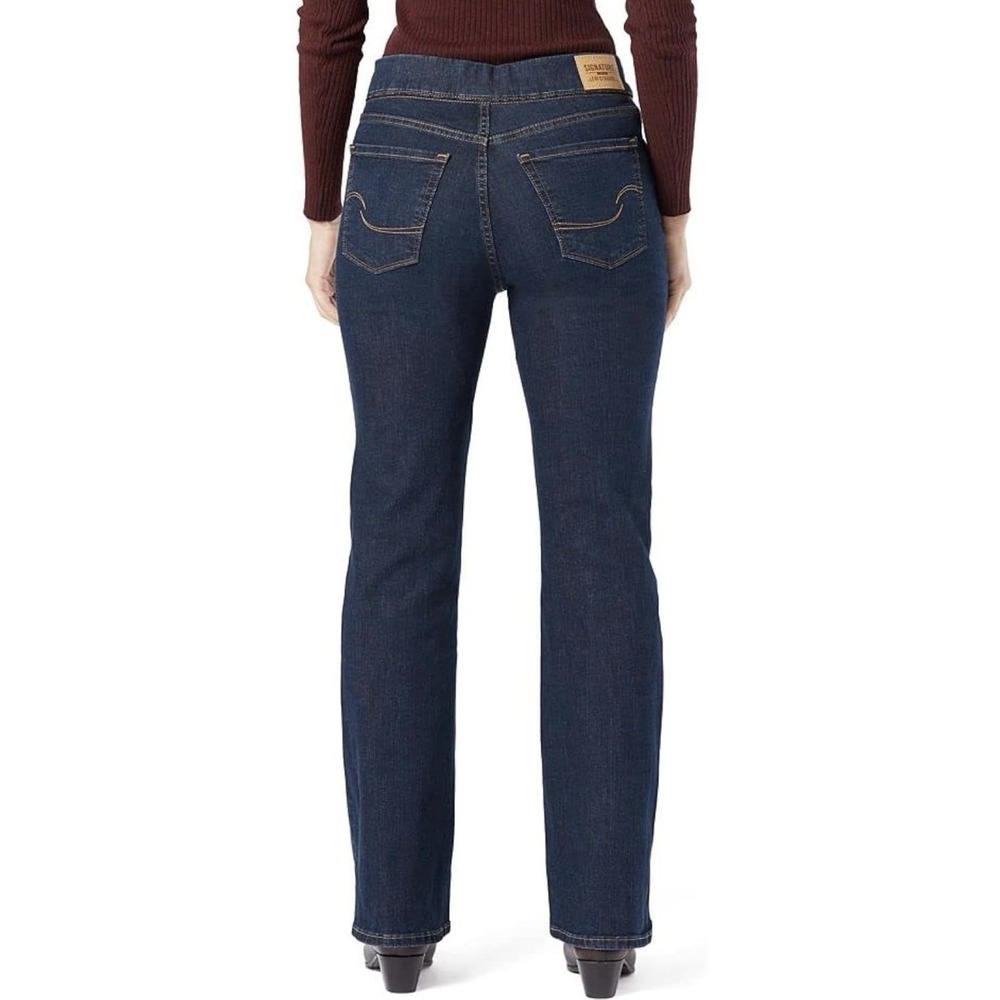 Levi Strauss Signature Gold Women's Totally Shaping Bootcut Jeans Size 18 M